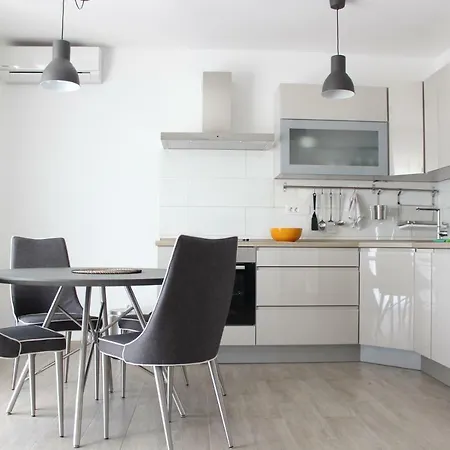 Luce Apartment *
